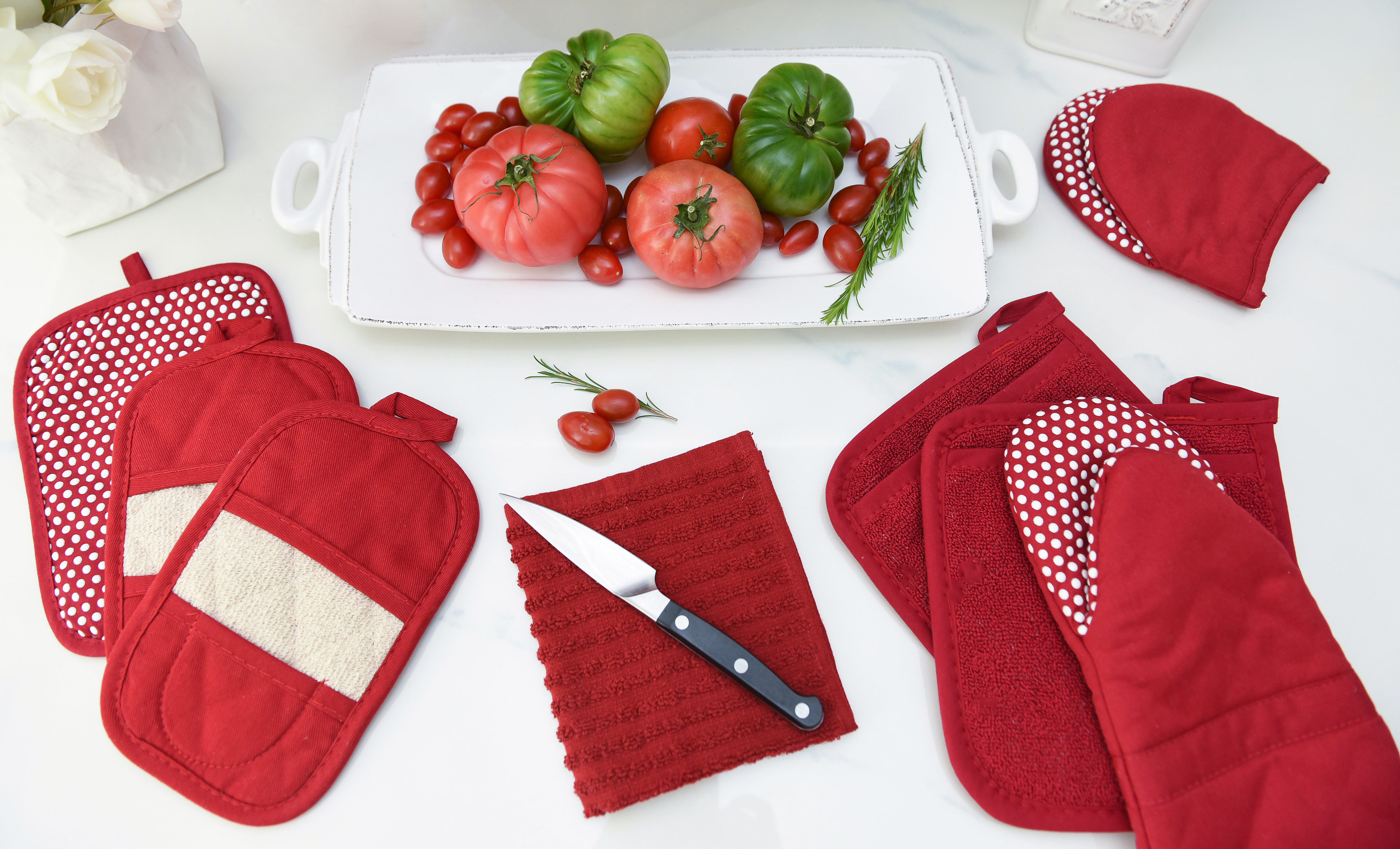 RITZ® Christmas Kitchen Towels (4-Pack) - John Ritzenthaler Company